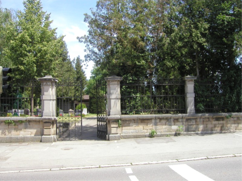 Eingang zum alten Friedhof in Oferdingen